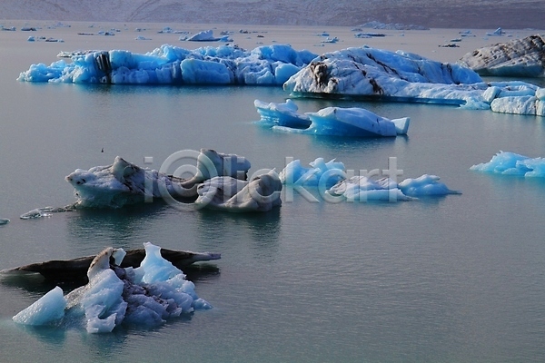 추위 사람없음 JPG 포토 해외이미지 검은색 겨울 국립공원 내추럴 냉동 물 바다 백그라운드 북극 빙산 빙하 석호 아이슬란드 얼음 여름(계절) 여행 유럽 자연 파란색 풍경(경치) 해외202008 호수 환경 휴가 흰색