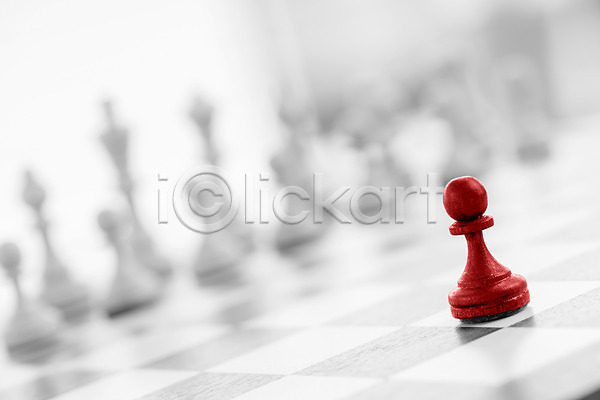 계획 성공 남자 사람없음 JPG 포토 해외이미지 게임 경영 경영자 대표 리더 비즈니스 손 왕 진행 체스 컨셉 해외202008 힘