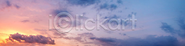 따뜻함 사람없음 JPG 포토 해외이미지 구름 날씨 노란색 백그라운드 빛 빨간색 새벽 수평선 아침 야간 어둠 여름 오렌지 우주 일몰 일출 자연 장면 저녁 추상 컬러풀 태양 파노라마 파란색 풍경 하늘 해외202008 해외포토 햇빛 황혼