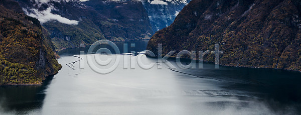 사람없음 JPG 포토 해외이미지 계곡 노르웨이 물 바다 빙하 산 스칸디나비아 여행 유럽 자연 점프 정상 초록색 파노라마 폭포 풍경(경치) 해외202008 호수
