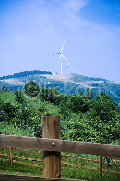 사람없음 JPG 포토 백그라운드 산 야외 에너지 여름(계절) 여름풍경 울타리 자연 풍경(경치) 풍력발전소