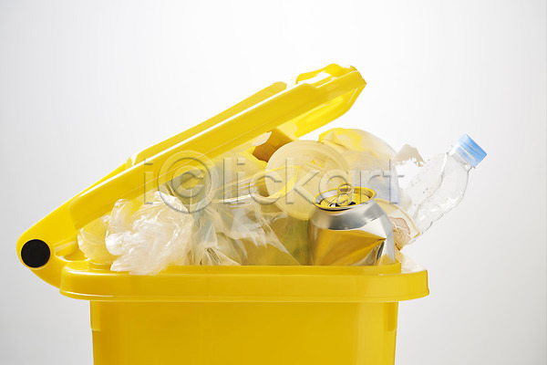 사람없음 JPG 포토 분리수거 스튜디오촬영 실내 쓰레기 쓰레기통 자원 재활용 플라스틱 회복 흰배경