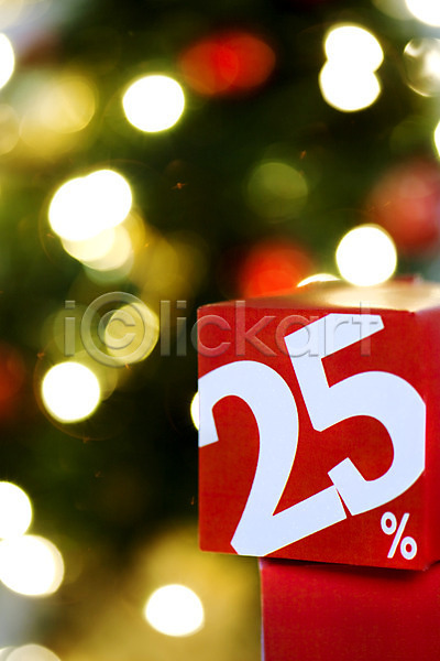 사람없음 JPG 아웃포커스 포토 기호 나무 빛 세일 쇼핑 숫자 스튜디오촬영 크리스마스장식 크리스마스트리 판매 퍼센트