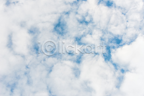 사람없음 JPG 포토 해외이미지 구름(자연) 그런지 백그라운드 자연 질감 추상 파란색 패턴 표면 하늘 해외202009 흐림 흰색