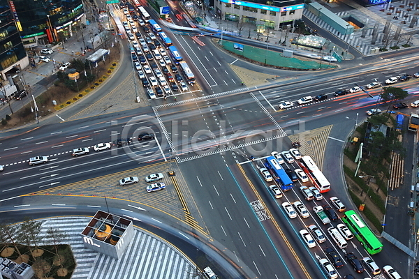 사람없음 JPG 건물 교차로 도로 도시 도시풍경 백그라운드 버스 빌딩 야외 자동차 주간 차(자동차) 풍경(경치) 한국