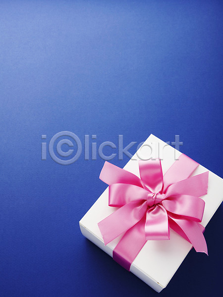 사람없음 JPG 포토 리본 리본백그라운드 백그라운드 분홍색 상자 선물 선물상자 스튜디오촬영 실내 오브젝트 포장