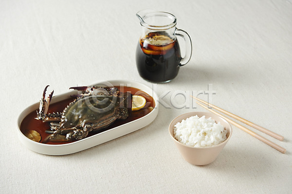 사람없음 JPG 포토 간장게장 게 게장 공기밥 그릇 기호식품 스튜디오촬영 실내 음식 접시 흰배경