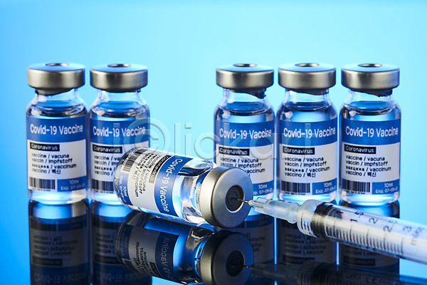 사람없음 JPG 포토 건강 과학 델타변이바이러스 바이러스 백신 스튜디오촬영 실내 앰플 약 의학 전염병 주사기 질병 코로나바이러스 파란배경