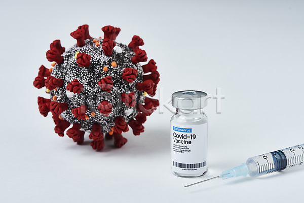 JPG 근접촬영 포토 건강 과학 델타변이바이러스 모형 바이러스 백신 스튜디오촬영 실내 앰플 약 의학 전염병 주사기 질병 코로나바이러스 흰배경