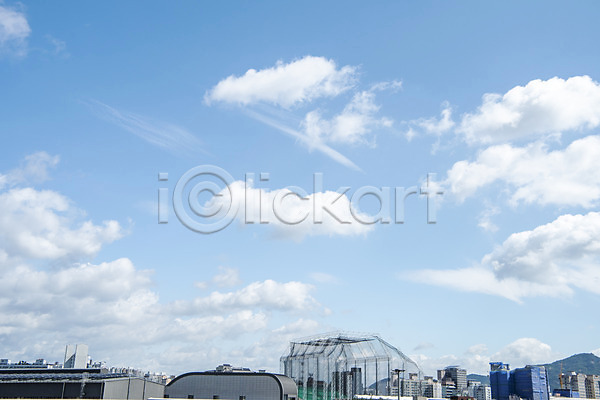 사람없음 JPG 포토 가을(계절) 건물 구름(자연) 날씨 야외 자연 주간 파란색 풍경(경치) 하늘