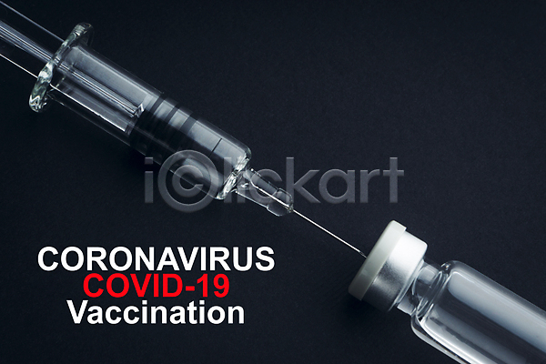 사람없음 JPG 포토 해외이미지 검은배경 델타변이바이러스 백신 예방접종 주사기 코로나바이러스 코로나바이러스감염증19