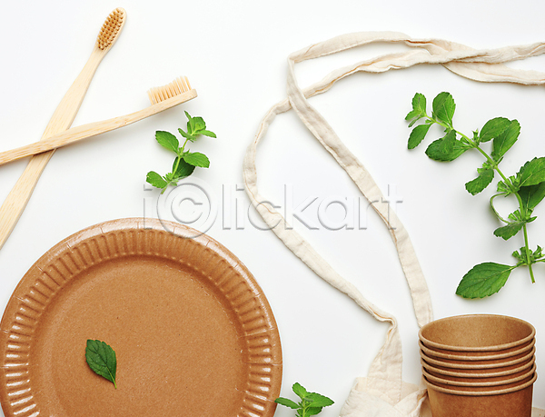 사람없음 JPG 포토 해외이미지 실내 일회용 잎 재활용 접시 종이컵 친환경 흰배경