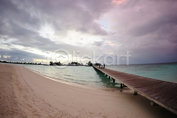 사람없음 JPG 포토 해외이미지 구름(자연) 모래 몰디브 바다 섬 수평선 야외 풍경(경치) 하늘 해외202004 해외202105