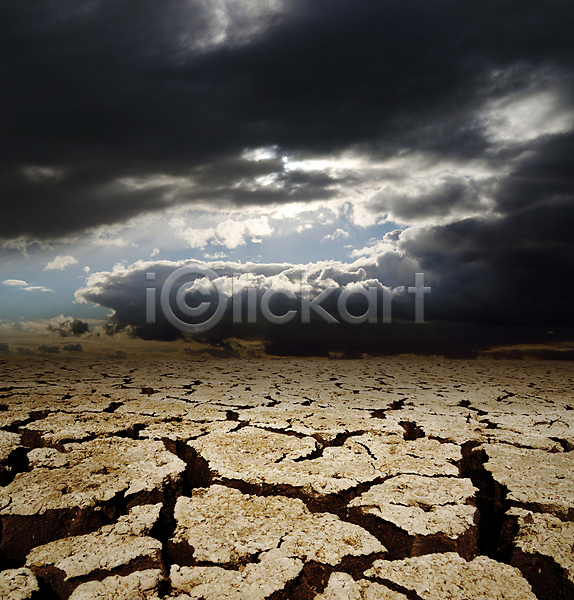 건조 사람없음 JPG 포토 해외이미지 가뭄 갈색 구름(자연) 균열 땅바닥 부식 사막 자연 재앙 지구 풍경(경치) 하늘 해외202004 환경 황무지 흙