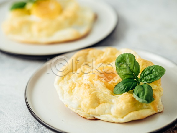 사람없음 JPG 포토 해외이미지 계란 굽기 노른자 스크램블 오븐 음식 접시 카피스페이스 해외202105