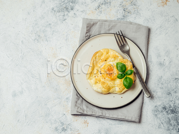 사람없음 JPG 포토 해외이미지 계란 굽기 노른자 스크램블 오븐 음식 접시 카피스페이스 해외202105