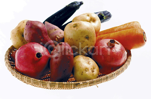 사람없음 JPG 포토 가지 감자 고구마 과일 농작물 다수 다양 당근 바구니 빨간색 석류 스튜디오촬영 식재료 실내 여러개 열매 음식 자주색 주황색 채반 채소 초록색