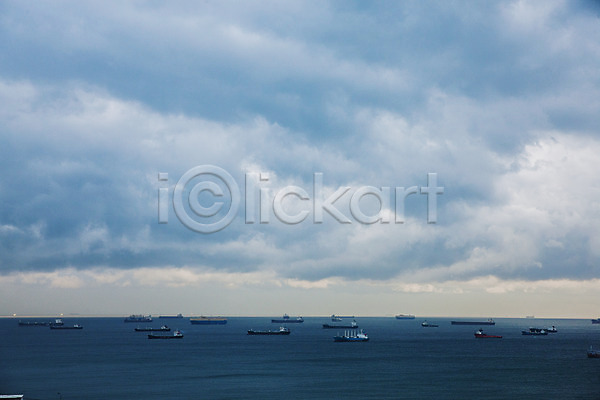 사람없음 JPG 포토 구름(자연) 바다 배(교통) 부산 야외 영도 주간 풍경(경치) 하늘