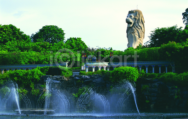 사람없음 JPG 포토 공원 관광지 나무 도시 도시풍경 동상 멀라이언타워 물줄기 분수 분수(분수대) 분수대 상징 석상 식물 심볼 싱가폴 정원 조각상 조형물 풍경(경치) 해외 해외풍경