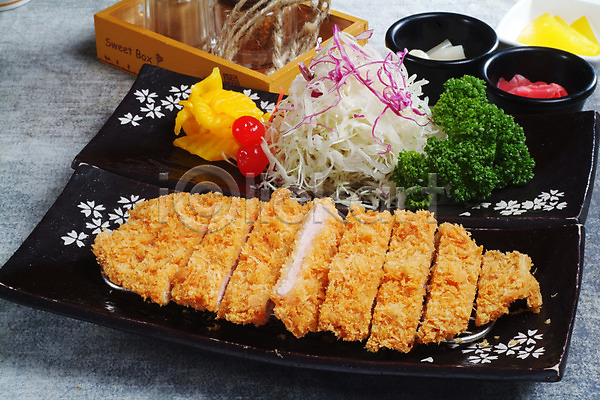 사람없음 JPG 포토 그릇 단무지 돈가스 샐러드 스튜디오촬영 실내 요리 음식 일본문화 일본음식 접시 파슬리 히레돈가스