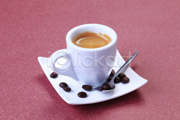뜨거움 사람없음 JPG 포토 해외이미지 거품 디자인 무알코올 숟가락 에스프레소 원두 음료 정사각형 커피 커피잔 컵 컵받침 해외202004 해외202105 흰색