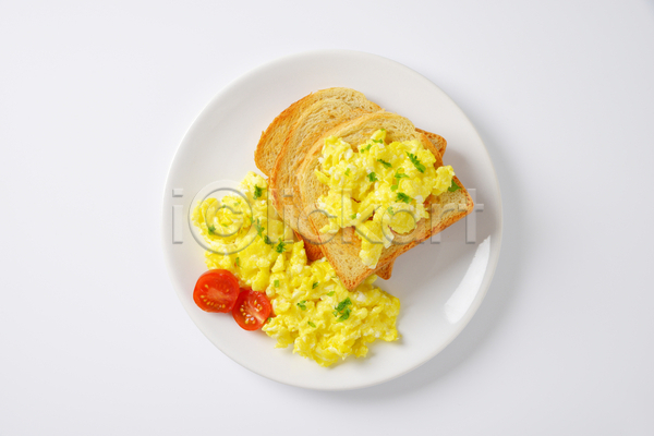 사람없음 JPG 포토 해외이미지 계란 머리위 스튜디오촬영 아침식사 요리 접시 조각 토스트 해외202004 해외202105