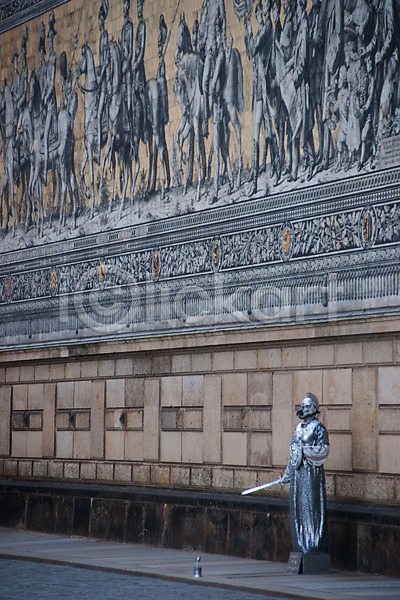 사람없음 JPG 포토 갑옷 관광지 군인 나라 도시 독일 드레스덴 벽 벽화 병정 세계 슈탈호프 야외 유럽 조각 조각(조소) 해외 해외풍경