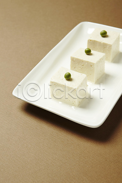 사람없음 JPG 포토 곡류 두부 스튜디오촬영 실내 완두콩 접시 채소 컬러푸드 흰색