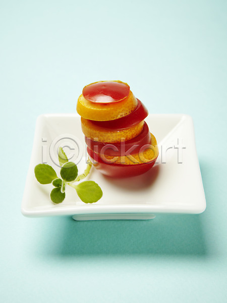 사람없음 JPG 포토 과일 금귤 노란색 방울토마토 빨간색 새싹 스튜디오촬영 실내 접시 조각 조각(피스) 채소 컬러푸드