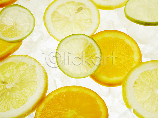 사람없음 JPG 포토 과일 노란색 라임 레몬 스튜디오촬영 실내 얼음 오렌지 주황색 컬러푸드