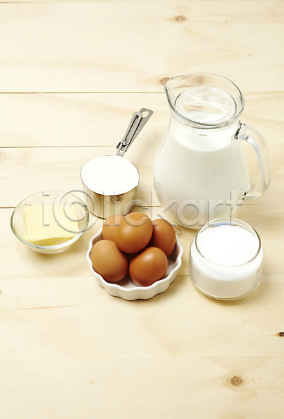 사람없음 JPG 포토 계란 계량컵 밀가루 버터 설탕 스튜디오촬영 실내 우유 재료 제과 제빵 제빵기구 제빵도구 홈베이킹