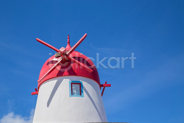 사람없음 JPG 포토 해외이미지 건축양식 관광지 다도해 대서양 빨간색 생태학 섬 에너지 유럽 재산 전통 포르투갈 풍력 풍차 해외202004 해외202105