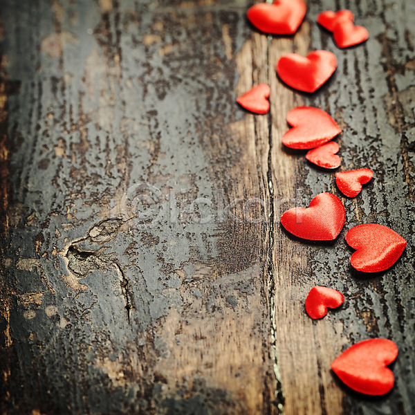 사랑 사람없음 JPG 포토 해외이미지 나무바닥 발렌타인데이 실내 오브젝트 카피스페이스 하트 해외202004