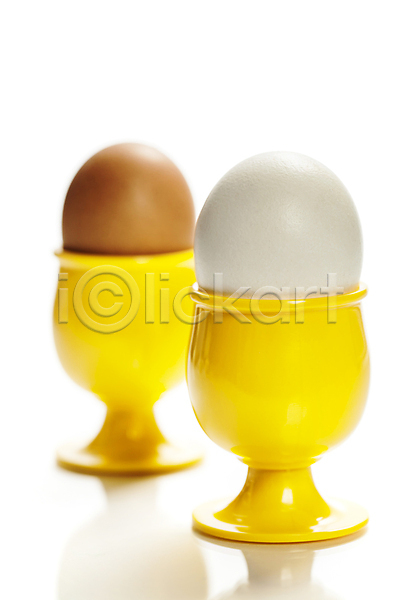 사람없음 JPG 포토 해외이미지 계란 받침대 실내 아침식사 해외202004 흰배경