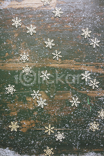 사람없음 JPG 포토 하이앵글 해외이미지 겨울 나무바닥 눈꽃 눈송이 실내 패턴 해외202004