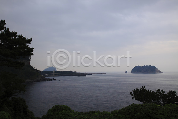 사람없음 JPG 포토 관광지 다리(건축물) 등대 바다 섬 시설물 야외 자연 제주도 주간 풍경(경치) 한국 해변
