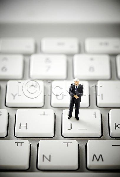 남자 남자만 사람없음 JPG 포토 미니어처 비즈니스맨 인형 정보기술 컴퓨터용품 키보드 피규어