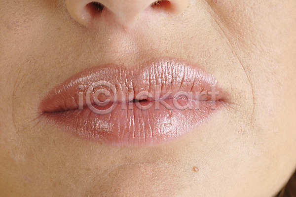 사람 신체부위 JPG 근접촬영 포토 신체 실내 얼굴 입 입모양 입술 코