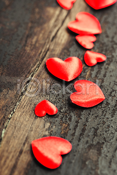 사랑 사람없음 JPG 포토 해외이미지 나무바닥 발렌타인데이 실내 오브젝트 하트 해외202004