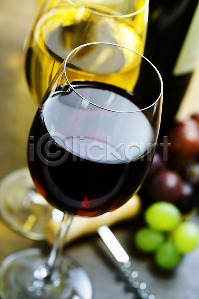 사람없음 JPG 아웃포커스 포토 해외이미지 레드와인 와인 와인병 와인오프너 와인잔 포도 포도잎 해외202004 화이트와인