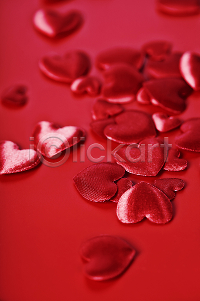 사랑 사람없음 JPG 포토 해외이미지 발렌타인데이 빨간배경 실내 오브젝트 하트 해외202004