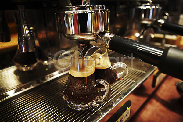 사람없음 JPG 포토 실내 에스프레소 에스프레소머신 음료 잔 추출 카페 커피 커피메이커 컵