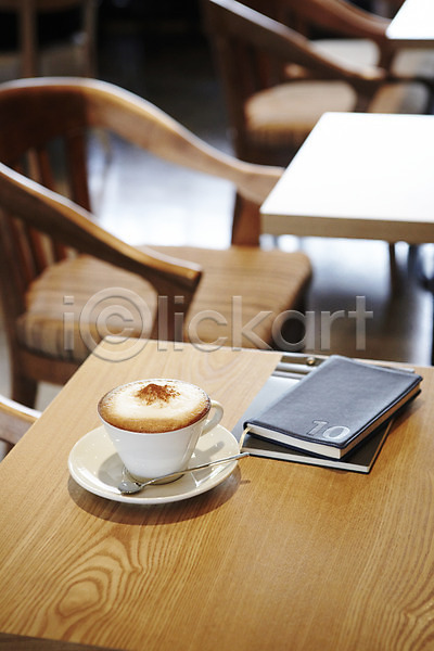 사람없음 JPG 포토 다이어리 숟가락 실내 안식처 음료 의자 카페 카푸치노 커피 컵받침 탁자