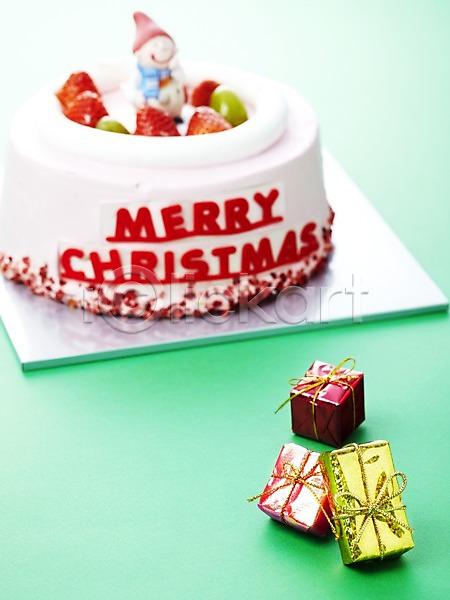 사람없음 JPG 포토 디저트 모양 빵 선물 선물상자 오브젝트 음식 장식 케이크 크리스마스 크리스마스용품 파티