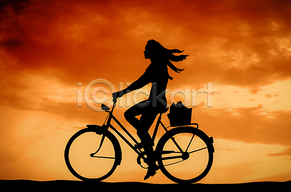 십대여자한명만 여자 청소년 한명 JPG 실루엣 포토 해외이미지 승차 야간 야외 일몰 자전거 전신 해외202004 해외202105
