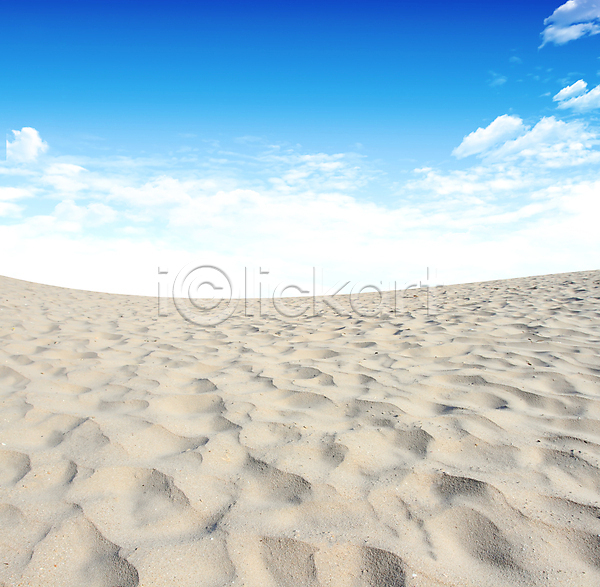사람없음 JPG 포토 해외이미지 구름(자연) 모래 모래언덕 사막 야외 여름(계절) 자연 잔물결 태양 풍경(경치) 하늘 해외202004 해외202105 햇빛