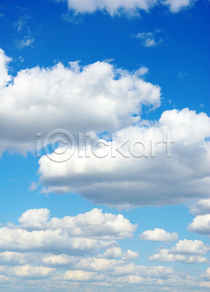 사람없음 JPG 포토 해외이미지 구름(자연) 맑음 야외 주간 풍경(경치) 하늘 해외202004 해외202105