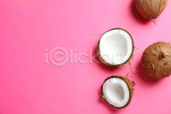 사람없음 JPG 포토 하이앵글 해외이미지 분홍색배경 실내 열대과일 코코넛