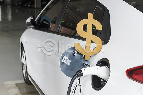 사람없음 JPG 아웃포커스 포토 그린에너지 달러 모형 비용 야외 전기자동차 전기충전 주간 주차장 충전기 충전소 친환경