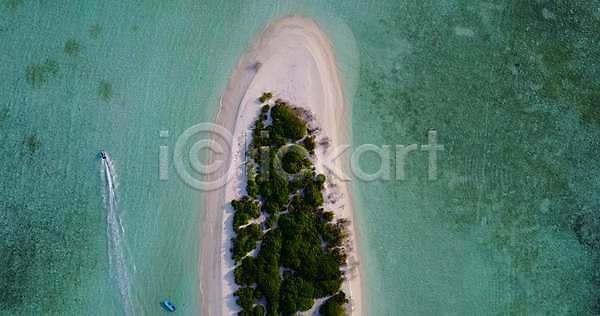 사람없음 JPG 포토 하이앵글 항공촬영 해외이미지 모래사장 몰디브 바다 섬 야외 주간 풍경(경치) 해외202004